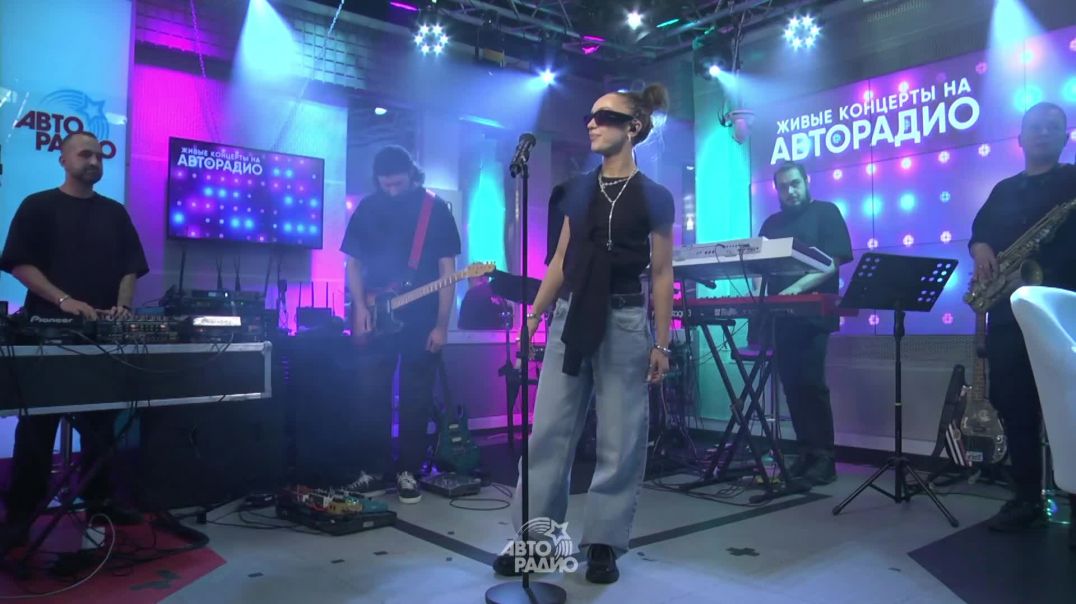 ⁣Мари Краймбрери - Спасибо За Всё, Мам (LIVE @ Авторадио)