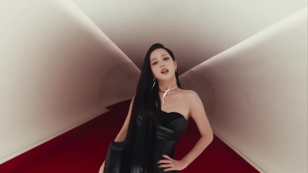 ⁣JISOO (BLACKPINK) & ZAYN — EYES CLOSED