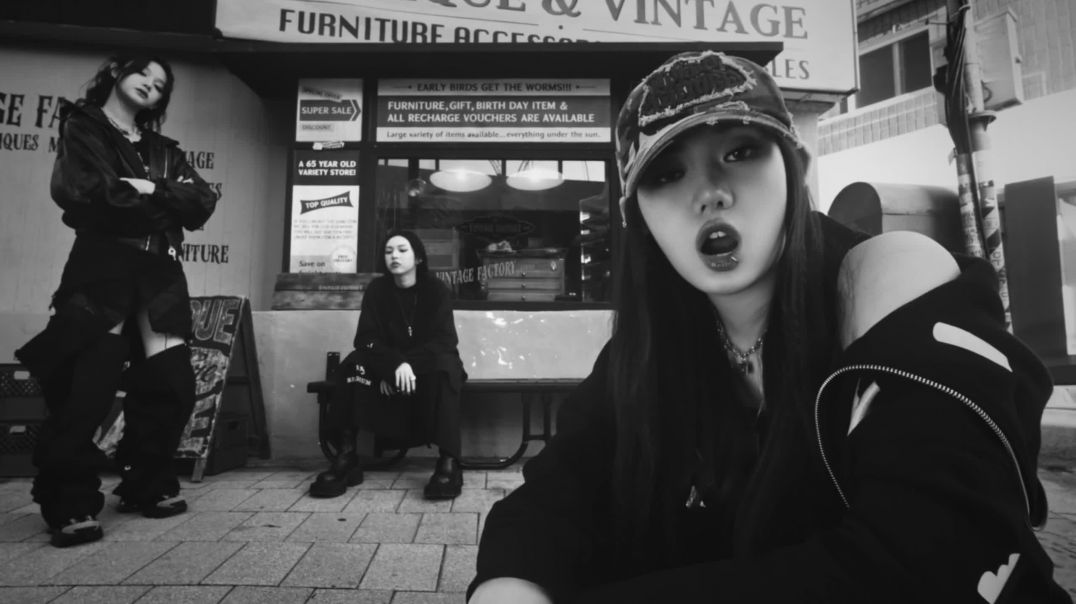BABYMONSTER - CLIK CLAK