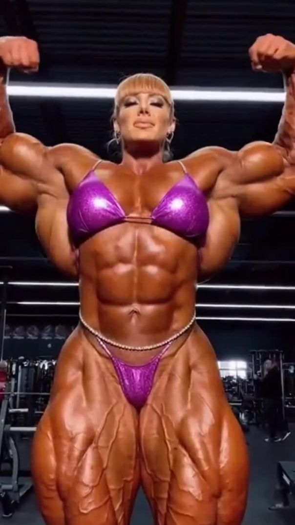 Спортивная девушка