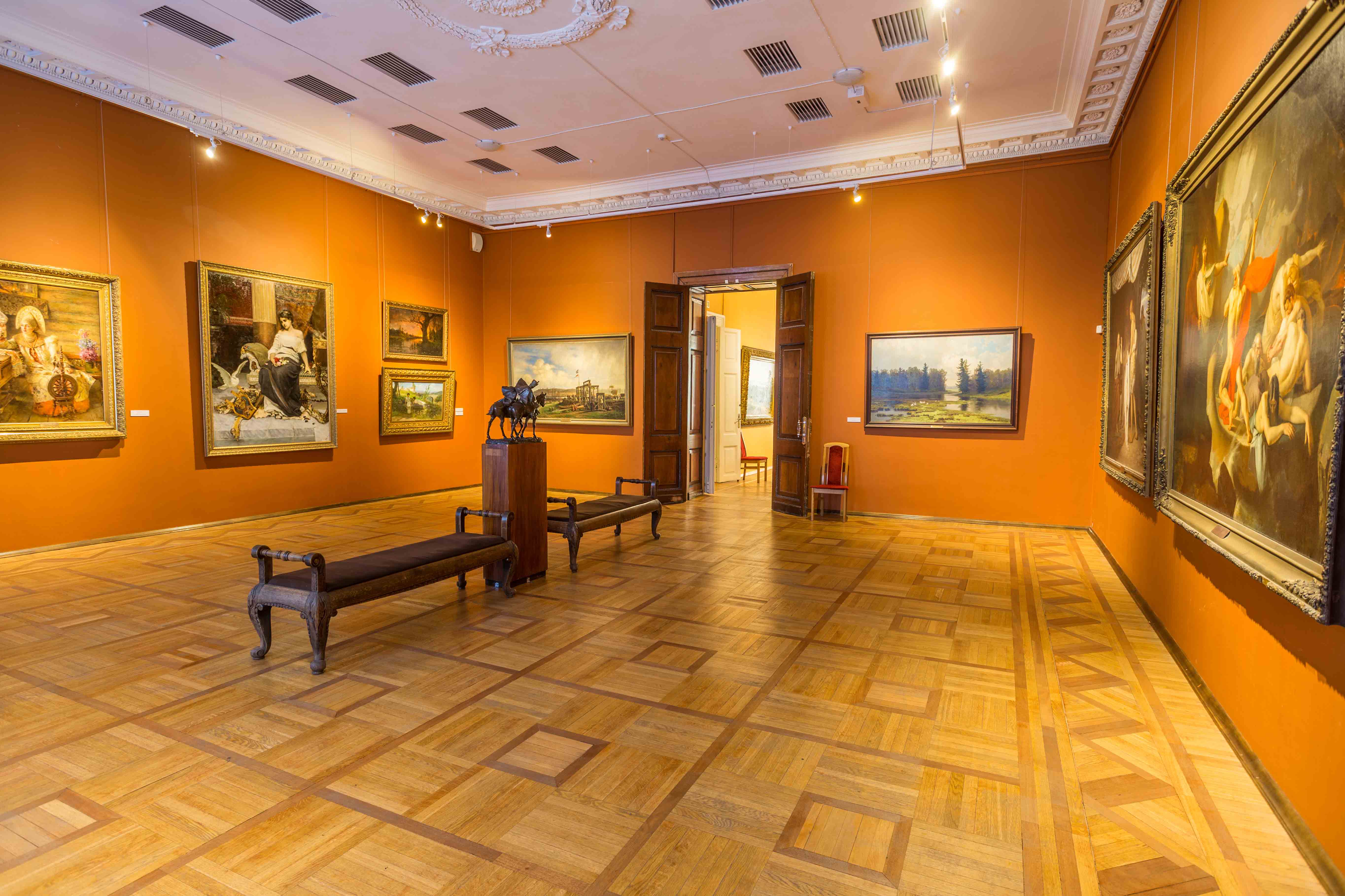 Нижегородский государственный художественный музей запускает цикл публикаций «Искусство с изнанки»