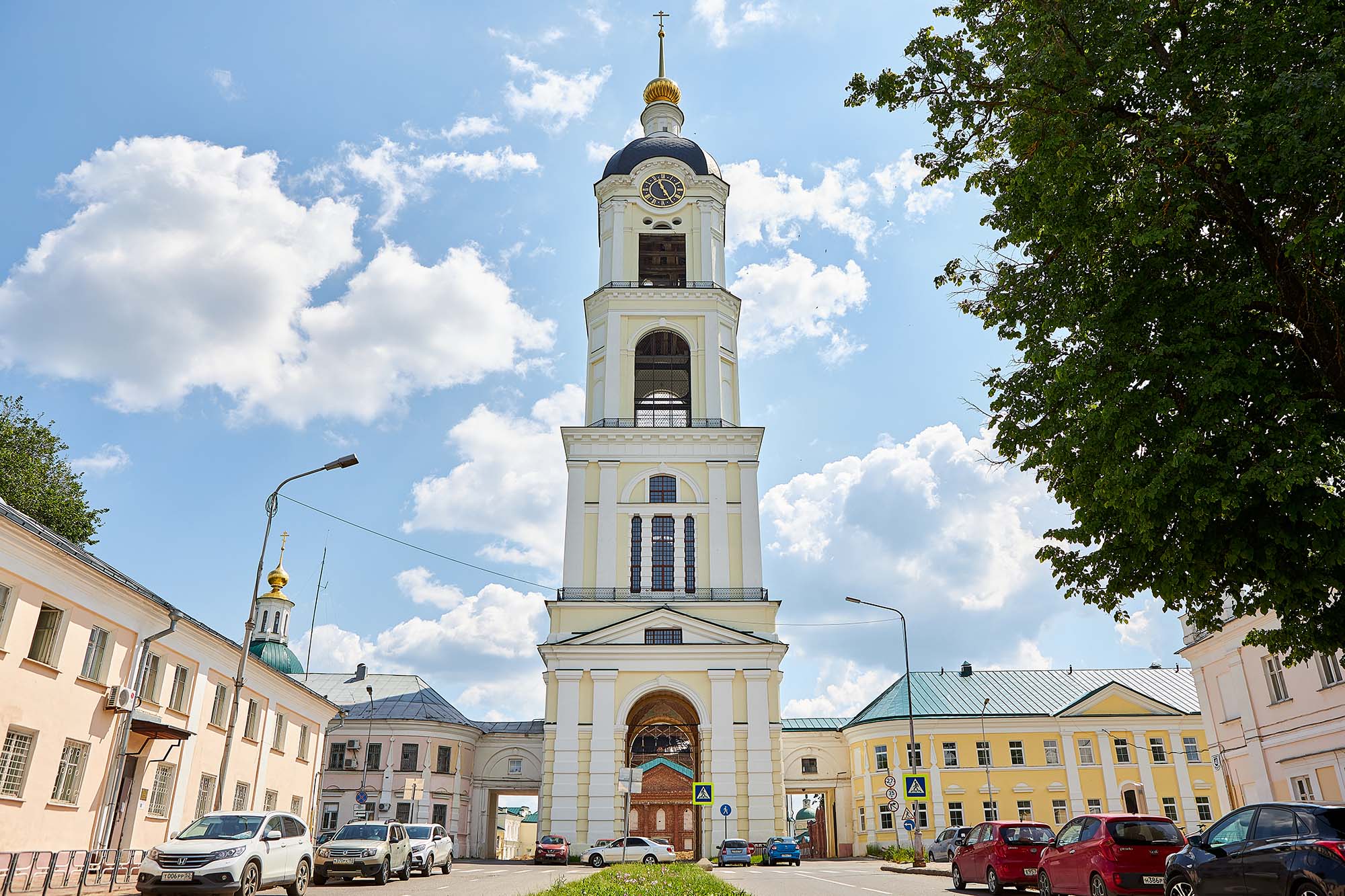 Реферат: Свято-Успенская Саровская пустынь