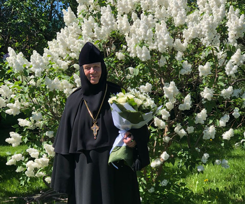 Настоятельница Дивеевского монастыря игумения Сергия (Конкова) 26 мая отмечает 75-летие