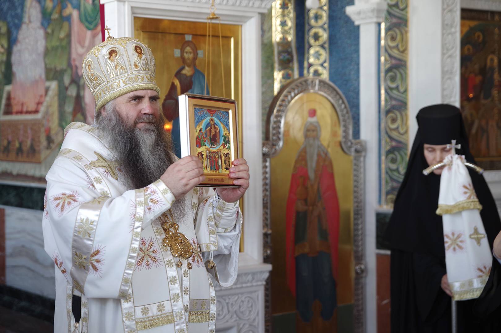 Придел в честь Собора Пресвятой Богородицы освятили в Благовещенском соборе Дивеевского монастыря