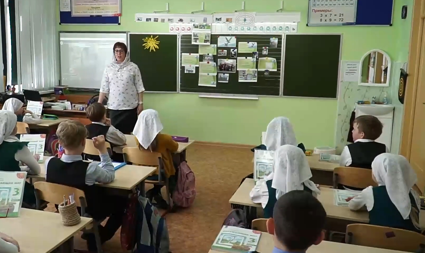 Срок приема заявок на конкурс «Серафимовский учитель – 2021/2022» продлен по 1 марта