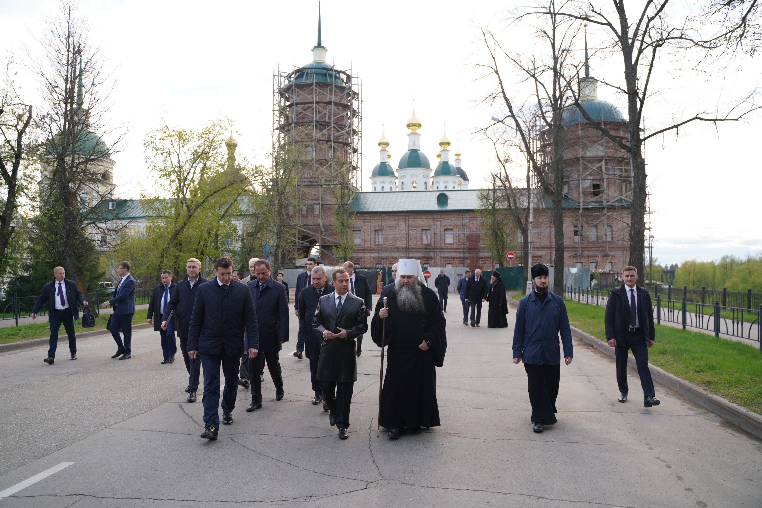 Дмитрий Медведев посетил Саровскую пустынь