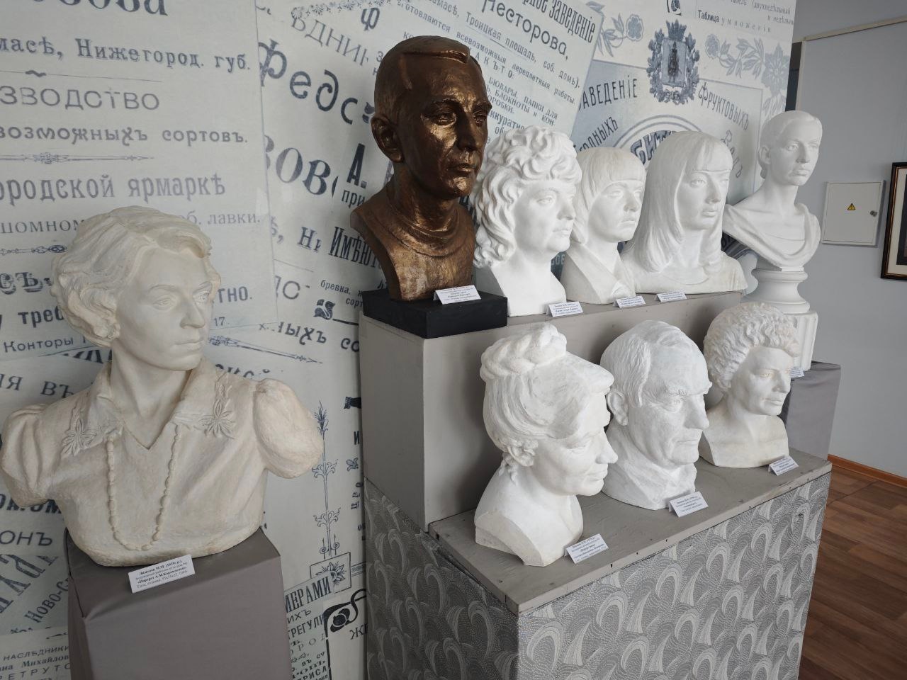 Выставка, посвященная скульптору Михаилу Лимонову, открылась в Арзамасском историко-художественном музее