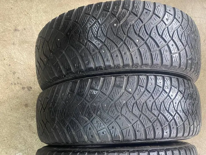 Dunlop / SP Winter Ice 03 205/65 R16
