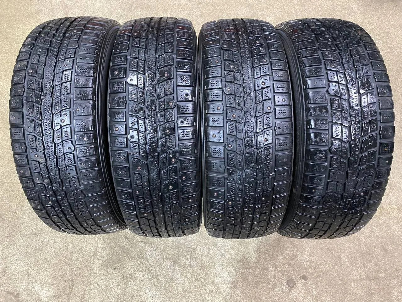 Dunlop /  Winter Ice 01 175/65 R14
