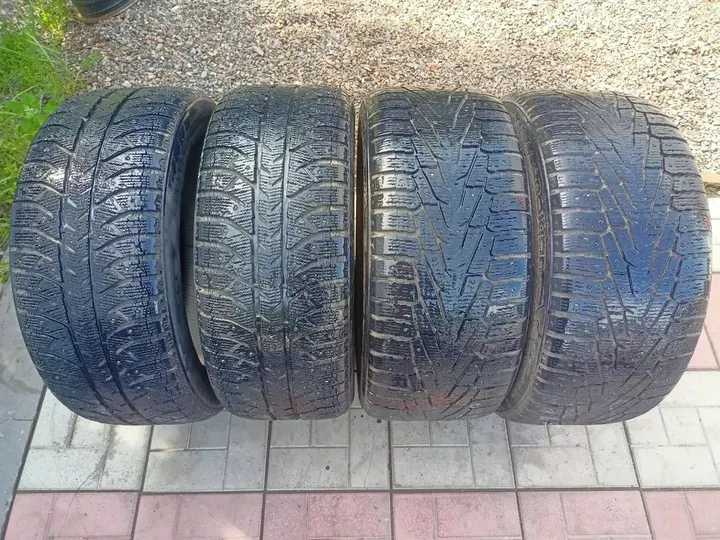 Bridgestone ice cruiser 7000 / Hakkapelitta 7 suv 255/50 R19