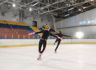 ISU отреагировал на критику судьи Парецкой за оценку Петросян ISU отреагировал на критику судьи Парецкой за оценку Петросян