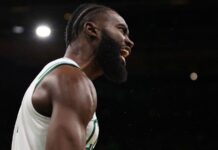 Джейлен Браун может перейти из НБА в UFC Джейлен Браун может перейти из НБА в UFC