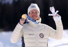 Йоханнес Клебо выиграл золото в скиатлоне на Олимпиаде-2026 в Италии Йоханнес Клебо выиграл золото в скиатлоне на Олимпиаде-2026 в Италии