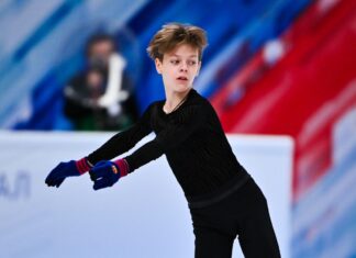 Фигурист Лазарев откровенно о четырехлетнем соперничестве с Федотовым Фигурист Лазарев откровенно о четырехлетнем соперничестве с Федотовым
