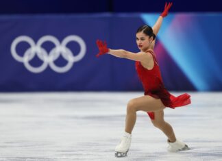 Forbes подверг сомнению честность судьи из Казахстана на Олимпиаде-2026 Forbes подверг сомнению честность судьи из Казахстана на Олимпиаде-2026