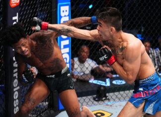Баутиста победил Оливейру удушающим приемом на UFC Fight Night 266 Баутиста победил Оливейру удушающим приемом на UFC Fight Night 266