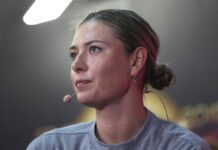Мария Шарапова посетила произвольную программу фигуристок на Олимпиаде-2026 Мария Шарапова посетила произвольную программу фигуристок на Олимпиаде-2026