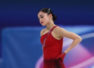 Ангелина Мельникова поддержала Аделию Петросян на Олимпиаде-2026 в Италии Ангелина Мельникова поддержала Аделию Петросян на Олимпиаде-2026 в Италии