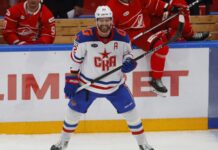Нападающий Салавата Юлаева Евгений Кузнецов: в СКА премиальных не было Нападающий Салавата Юлаева Евгений Кузнецов: в СКА премиальных не было