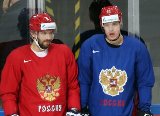 Братья Ткачук вспоминают Олимпиаду-2006 и фото с Овечкиным и Малкиным Братья Ткачук вспоминают Олимпиаду-2006 и фото с Овечкиным и Малкиным