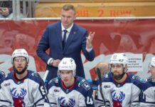 «Торпедо» уступило «Динамо» со счётом 2:4 в матче КХЛ «Торпедо» уступило «Динамо» со счётом 2:4 в матче КХЛ