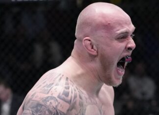 Сергей Спивак победил Анте Делию на UFC Fight Night 267 Сергей Спивак победил Анте Делию на UFC Fight Night 267