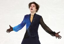 Михаил Шайдоров стал первым казахстанским олимпийским чемпионом в фигурном катании Михаил Шайдоров стал первым казахстанским олимпийским чемпионом в фигурном катании