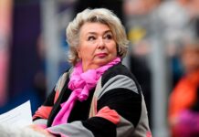 Татьяна Тарасова сообщила, что посетит контрольные прокаты юниорской сборной России Татьяна Тарасова сообщила, что посетит контрольные прокаты юниорской сборной России