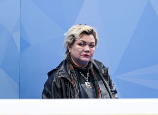 Вероника Дайнеко поблагодарила болельщиков за поддержку Петра Гуменника на Олимпиаде-2026 Вероника Дайнеко поблагодарила болельщиков за поддержку Петра Гуменника на Олимпиаде-2026