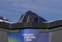 Владислав Гераскевич дисквалифицирован на Олимпиаде-2026 за «шлем памяти» Владислав Гераскевич дисквалифицирован на Олимпиаде-2026 за «шлем памяти»