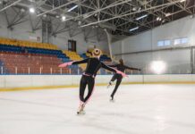 Никита Сарновский победил на чемпионате России по прыжкам 2026 года Никита Сарновский победил на чемпионате России по прыжкам 2026 года