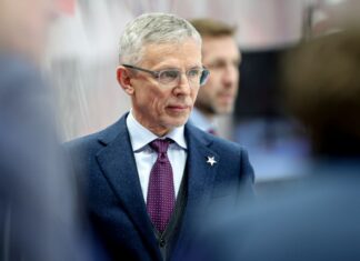 Ларионов возглавил рейтинг тренеров КХЛ сезона 2025/2026, Козырев теряет позиции Ларионов возглавил рейтинг тренеров КХЛ сезона 2025/2026, Козырев теряет позиции