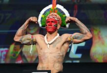 Алекс Перейра освободил титул до 93 кг и подписал контракт с UFC на восемь Алекс Перейра освободил титул до 93 кг и подписал контракт с UFC на восемь