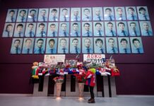 ХК «Металлург» почтили память жертв авиакатастрофы «Локомотива» в Ярославле ХК «Металлург» почтили память жертв авиакатастрофы «Локомотива» в Ярославле