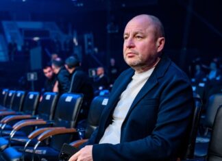 RCC планирует крупный вечер бокса в Екатеринбурге 30 мая RCC планирует крупный вечер бокса в Екатеринбурге 30 мая