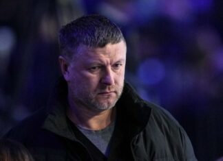 Кафельников назвал основных фаворитов мужских турниров в Индиан-Уэллсе и Майами Кафельников назвал основных фаворитов мужских турниров в Индиан-Уэллсе и Майами