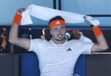 Зверев прокомментировал поражение от Алькараса в полуфинале Australian Open 2026 Зверев прокомментировал поражение от Алькараса в полуфинале Australian Open 2026