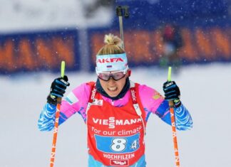 Кристина Резцова заняла седьмое место в спринте на чемпионате России после падения Кристина Резцова заняла седьмое место в спринте на чемпионате России после падения