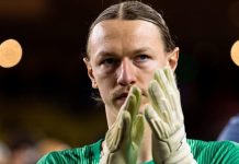 Луис Энрике похвалил Матвея Сафонова за серию сухих матчей в составе ПСЖ Луис Энрике похвалил Матвея Сафонова за серию сухих матчей в составе ПСЖ