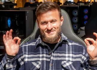 PashaBiceps продаст нож ради помощи детям PashaBiceps продаст нож ради помощи детям