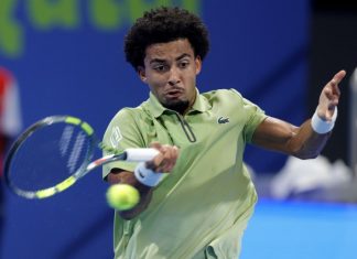 Артур Фис выиграл турнир ATP-500 в «Барселоне» Артур Фис выиграл турнир ATP-500 в «Барселоне»