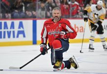 Третьяк призвал Овечкина остаться в НХЛ Третьяк призвал Овечкина остаться в НХЛ