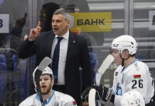 Сергей Черкас подверг критике Дмитрия Квартальнова за неудачи команд в плей-офф КХЛ Сергей Черкас подверг критике Дмитрия Квартальнова за неудачи команд в плей-офф КХЛ