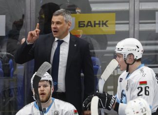 Сергей Черкас подверг критике Дмитрия Квартальнова за неудачи команд в плей-офф КХЛ Сергей Черкас подверг критике Дмитрия Квартальнова за неудачи команд в плей-офф КХЛ