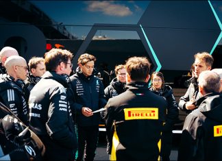 Джордж Расселл показал лучшее время в первый день тестов шин Pirelli на «Нюрбургринге» Джордж Расселл показал лучшее время в первый день тестов шин Pirelli на «Нюрбургринге»