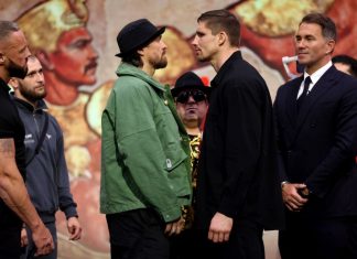 Верхувен уверен в победе нокаутом над Усиком в бою за титул WBC у пирамид Верхувен уверен в победе нокаутом над Усиком в бою за титул WBC у пирамид