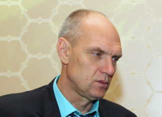 Бубнов назвал «Балтику» фаворитом против «Акрона» Бубнов назвал «Балтику» фаворитом против «Акрона»