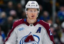 Натан Маккиннон признан главным претендентом на Харт Трофи по опросу The Athletic Натан Маккиннон признан главным претендентом на Харт Трофи по опросу The Athletic