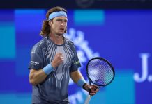 Андрей Рублёв вышел в четвертьфинал турнира ATP-500 в «Барселоне», обыграв Сонего Андрей Рублёв вышел в четвертьфинал турнира ATP-500 в «Барселоне», обыграв Сонего