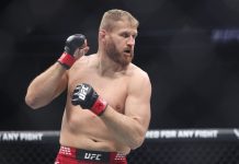 Азизян усомнился в травме Блаховича перед UFC 328 Азизян усомнился в травме Блаховича перед UFC 328